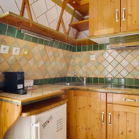 504 Mozart - Superb In * Paříž